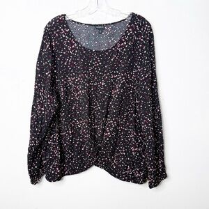 TORRID‎ | Heart Print Pink and Burgundy Elastic Waist Twist Top Sz. 3 or a 3X